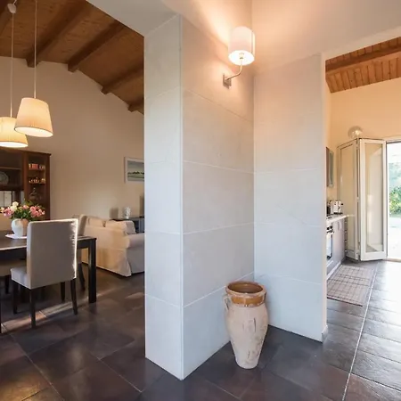 Villa Silva - Isulatravel